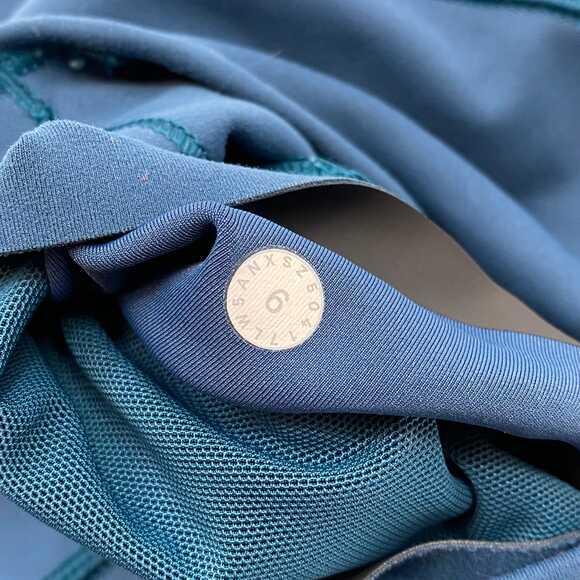 Lululemon Blue Ankle Leggings | Women’s Regular Size 6 - Picture 4 of 5